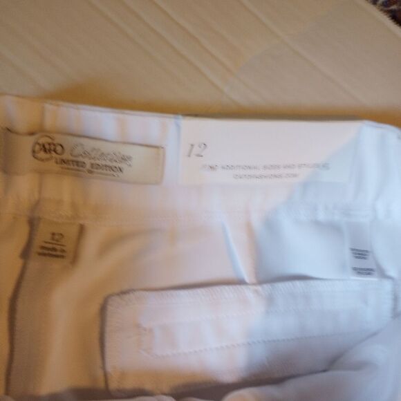 New Cato White Wide Leg High-rise Trousers With Gold Accent Button - Picture 12 of 14